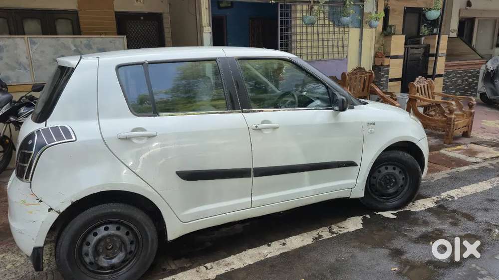 Maruti Suzuki Swift 2010 Registration On 2015 Diesel Good Condition