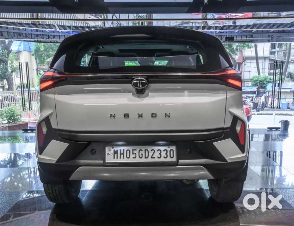 Tata Nexon Creative Plus S 1.2 Revotron Petrol 6 Amt, 2025, Petrol