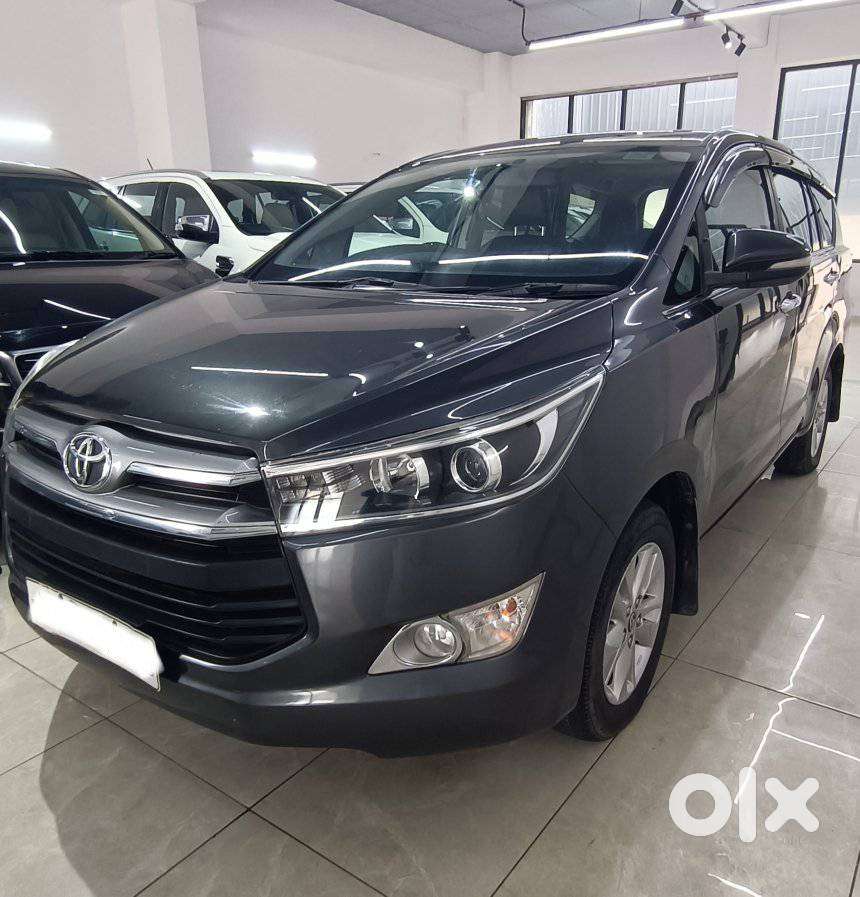 Toyota Innova Crysta 2.4 V 7 Str, 2017, Diesel