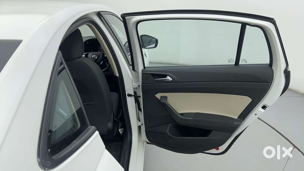 Skoda Slavia Ambition 1.0l Tsi Mt, 2022, Petrol