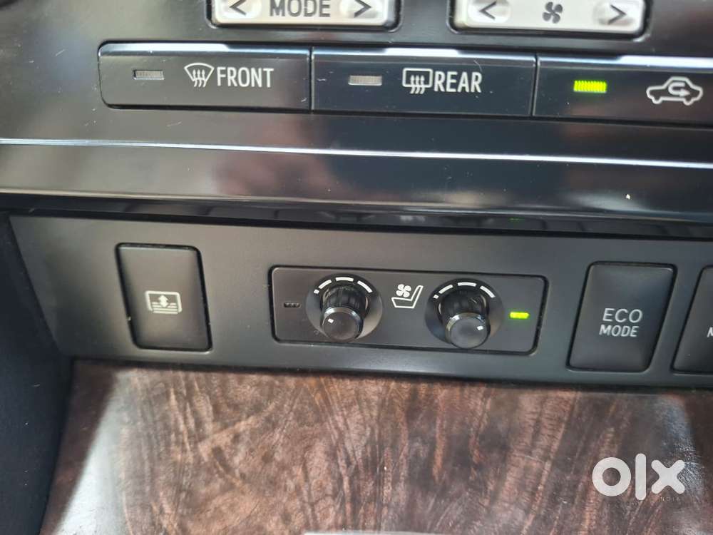 Toyota Camry Hybrid, 2014