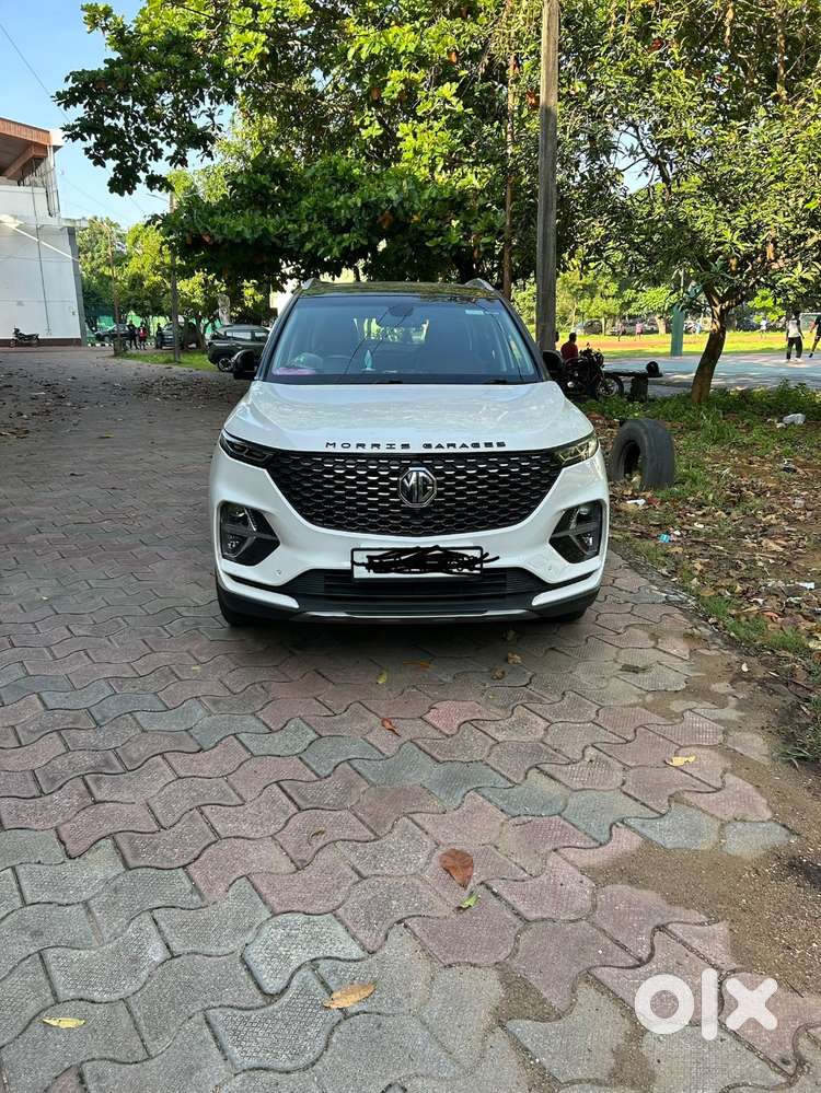 Sunroof, Electric Seats, Ventilated Seats, 360 Cam, Etc Etc