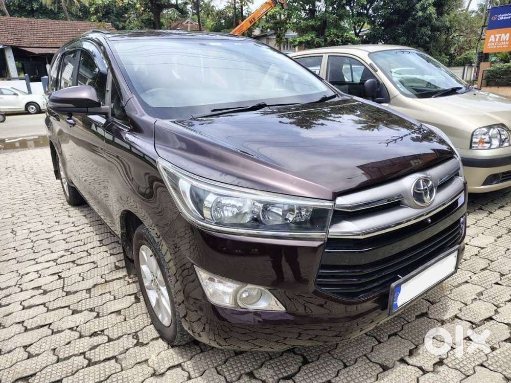 Toyota Innova Crysta 2.4 Gx Mt 8s, 2017, Diesel