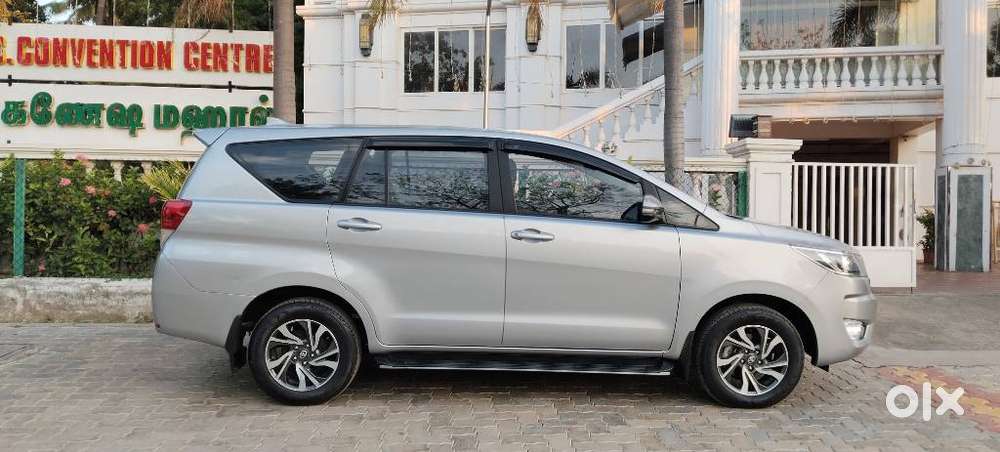 Toyota Innova Crysta 2.8 Gx At, 2025, Diesel