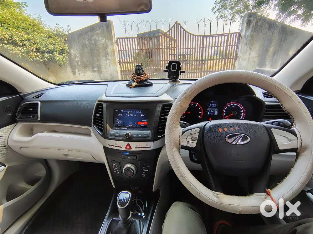 Mahindra Xuv300 2020 Defence Person Car