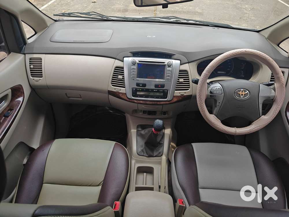 Toyota Innova 2.5 Vx 7 Seater Bs Iv, 2013, Diesel