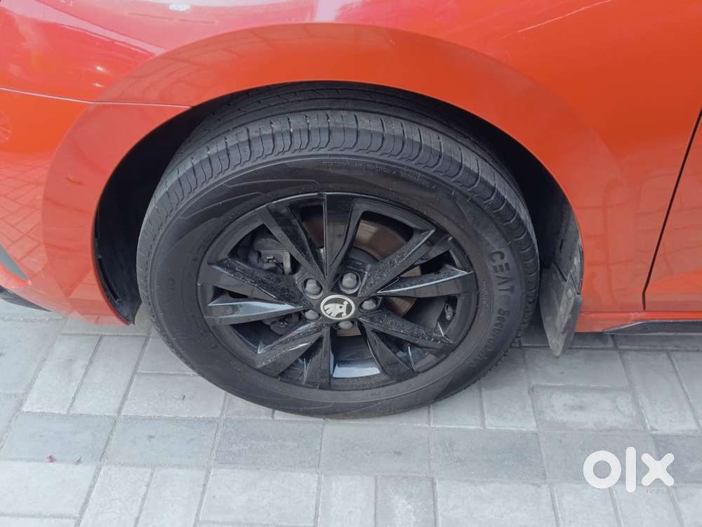 Skoda Slavia Style Matte 1.0 Tsi At, 2024, Petrol