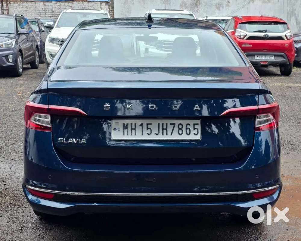 Skoda Slavia Style 1.0l Tsi At, 2023, Petrol