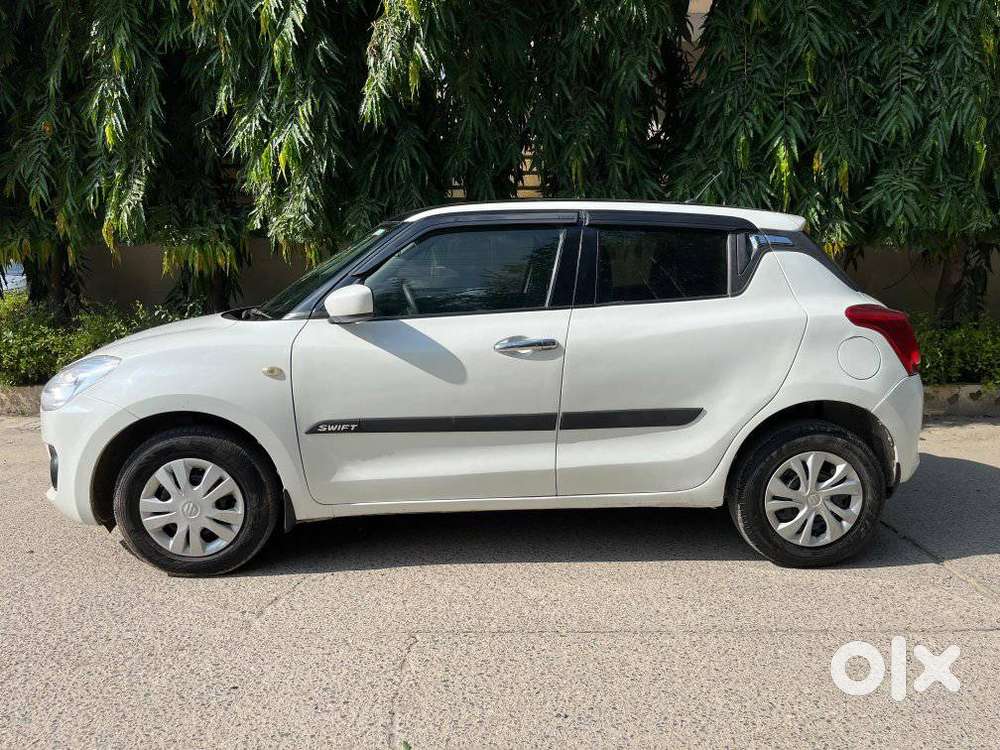 Maruti Suzuki Swift Lxi Option, 2021, Petrol
