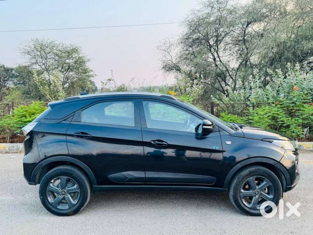 Tata Nexon Ev Xz Plus Dark Edition, 2022, Electric