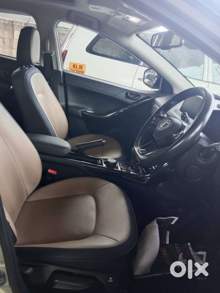 Tata Nexon 1.2 Revotron Xza Plus (o) Amt, 2022, Petrol