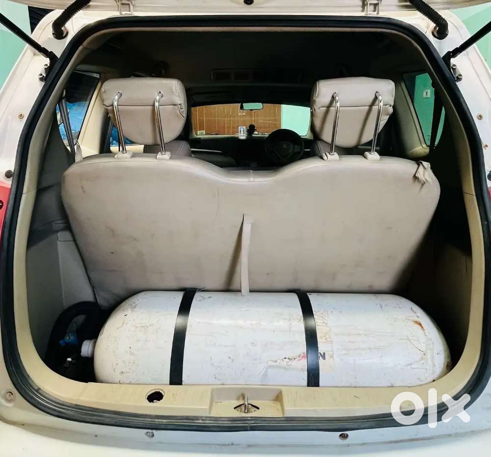 Maruti Suzuki Ertiga 2013 Zxi Cng
