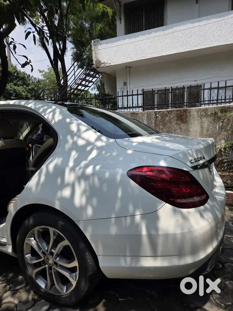 Mercedes-benz C Class 2016 Diesel 86000 Km Driven