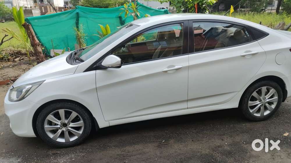 Hyundai Verna Fluidic 1.6 Vtvt Sx, 2012, Petrol