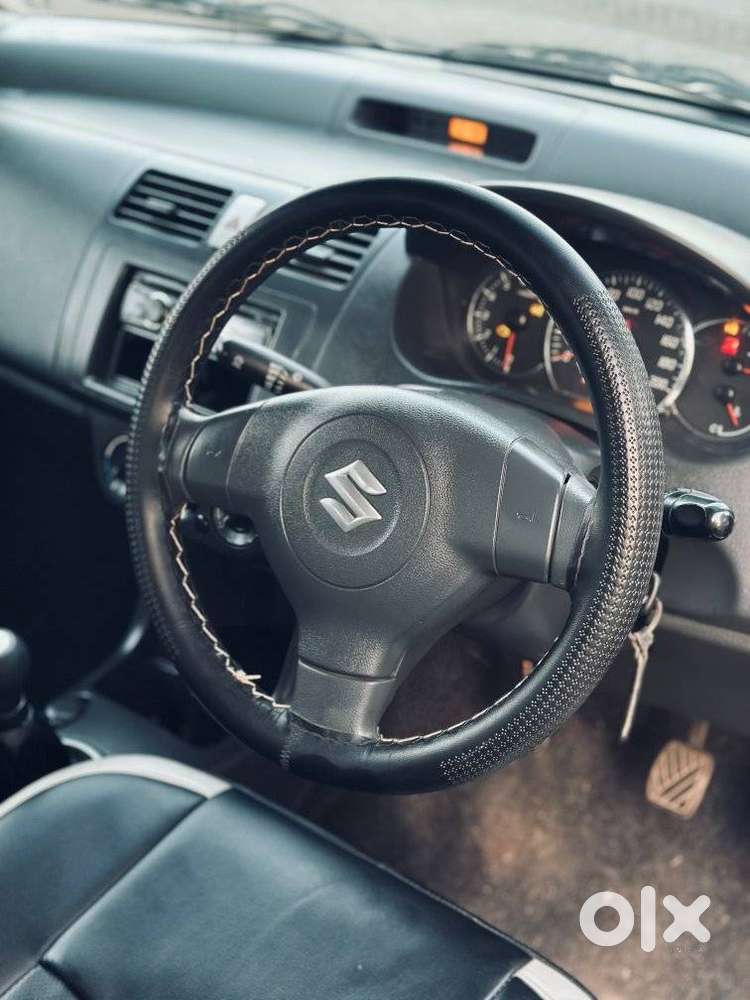 Maruti Suzuki Swift 1.2 Vxi (o), 2010, Petrol