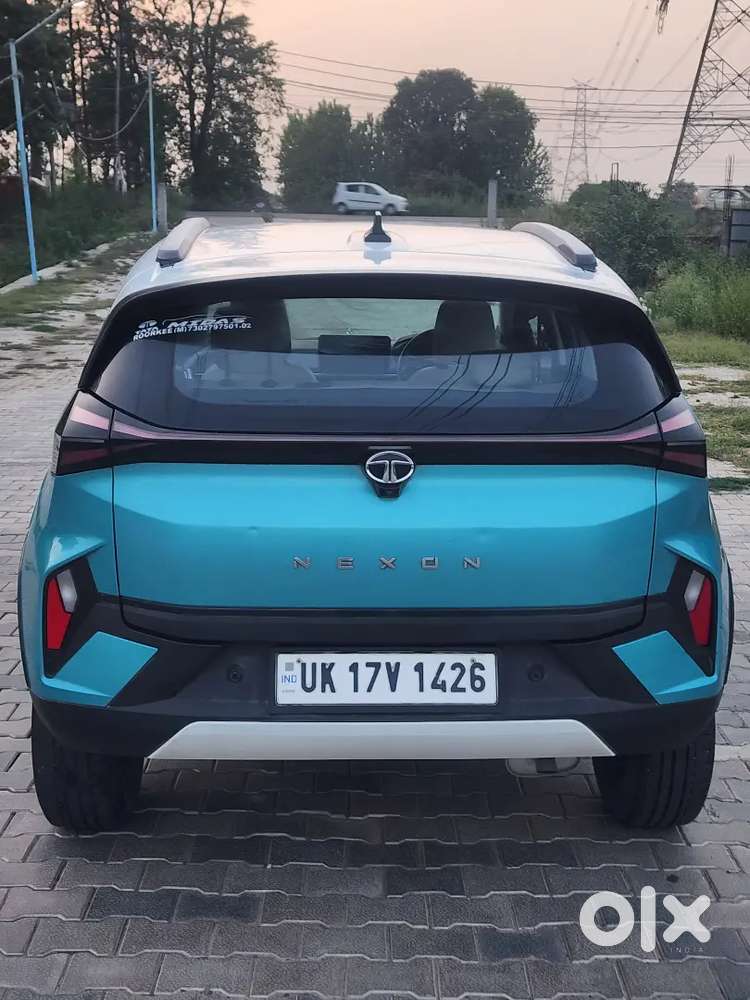 Tata Nexon Crtv+pdca
Automatic 
360 Degree Camera 
1st Owner