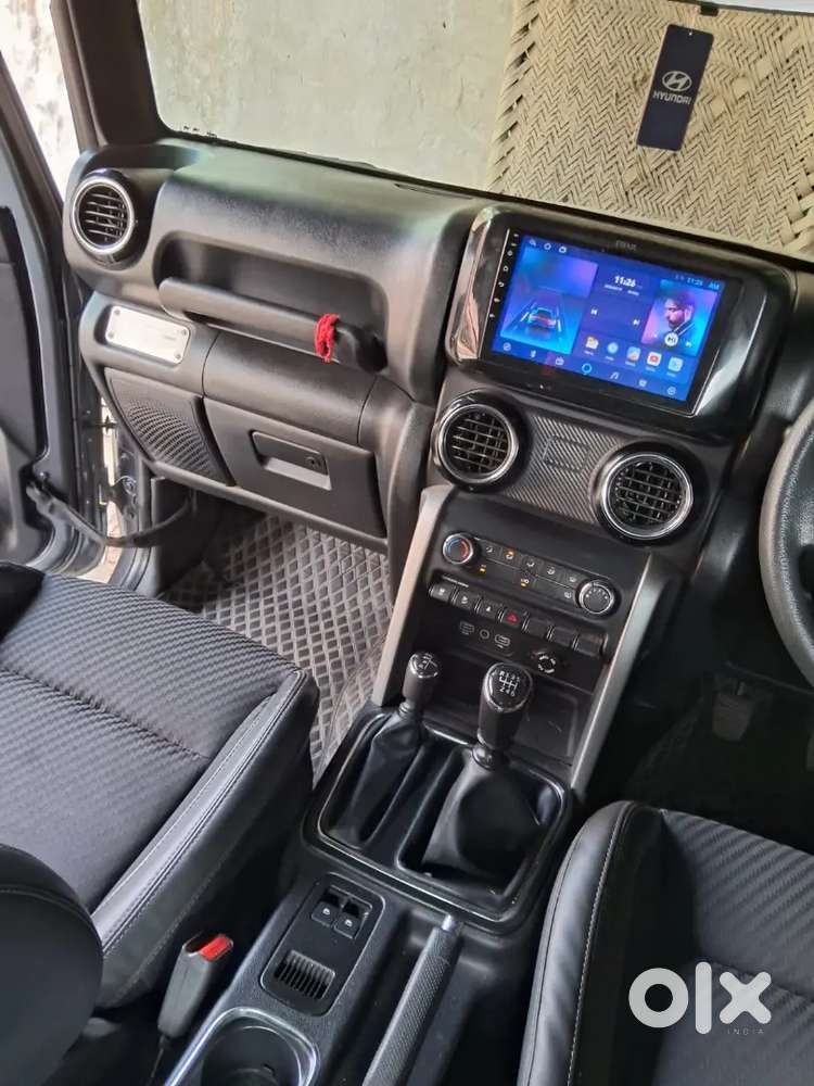 Mahindra Vision S 2021