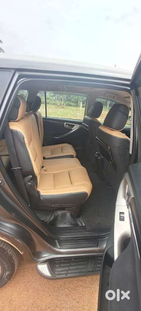 Maruti Suzuki Ertiga Vxi Cng, 2024, Cng & Hybrids
