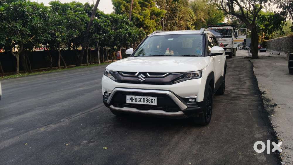 Maruti Suzuki Brezza 1.5 Zxi Plus Smart Hybrid Dual Tone, 2023, Petr..