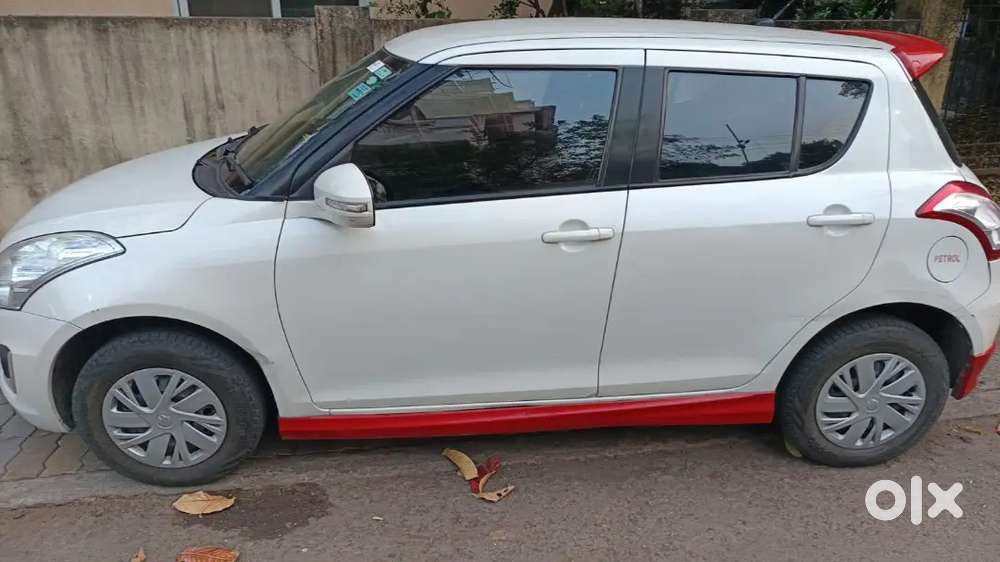 Maruti Suzuki Swift 2017 Petrol 95000 Km Driven