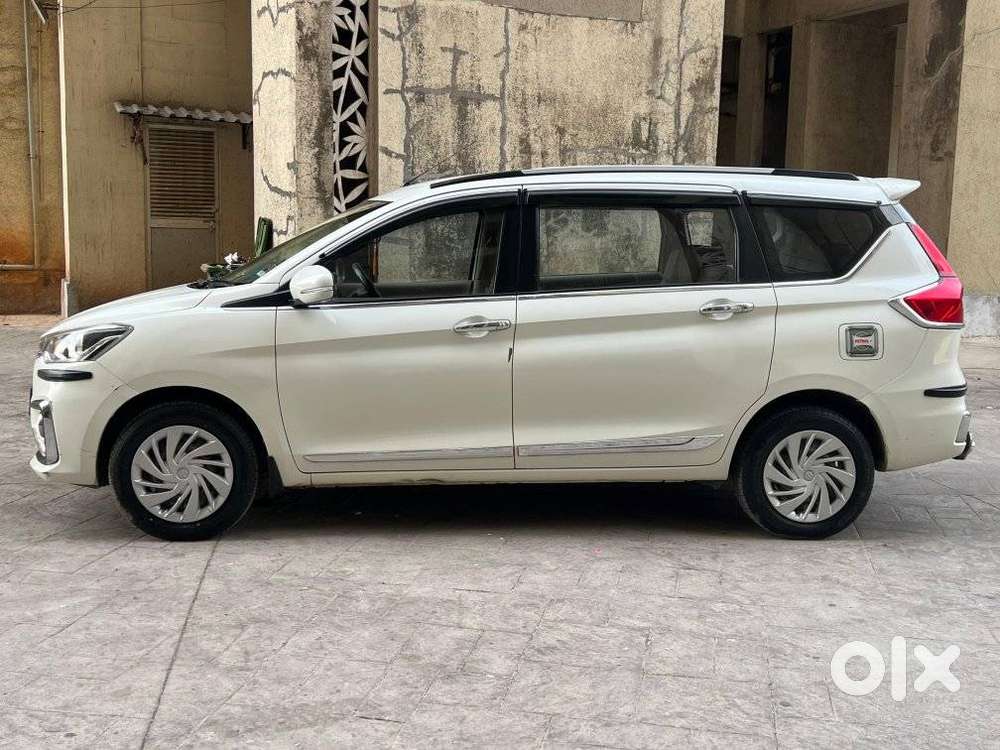 Maruti Suzuki Ertiga 2022-2023  Vxi, 2022, Cng & Hybrids