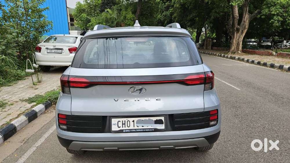 Hyundai Venue 1.2 S (o), 2023, Petrol