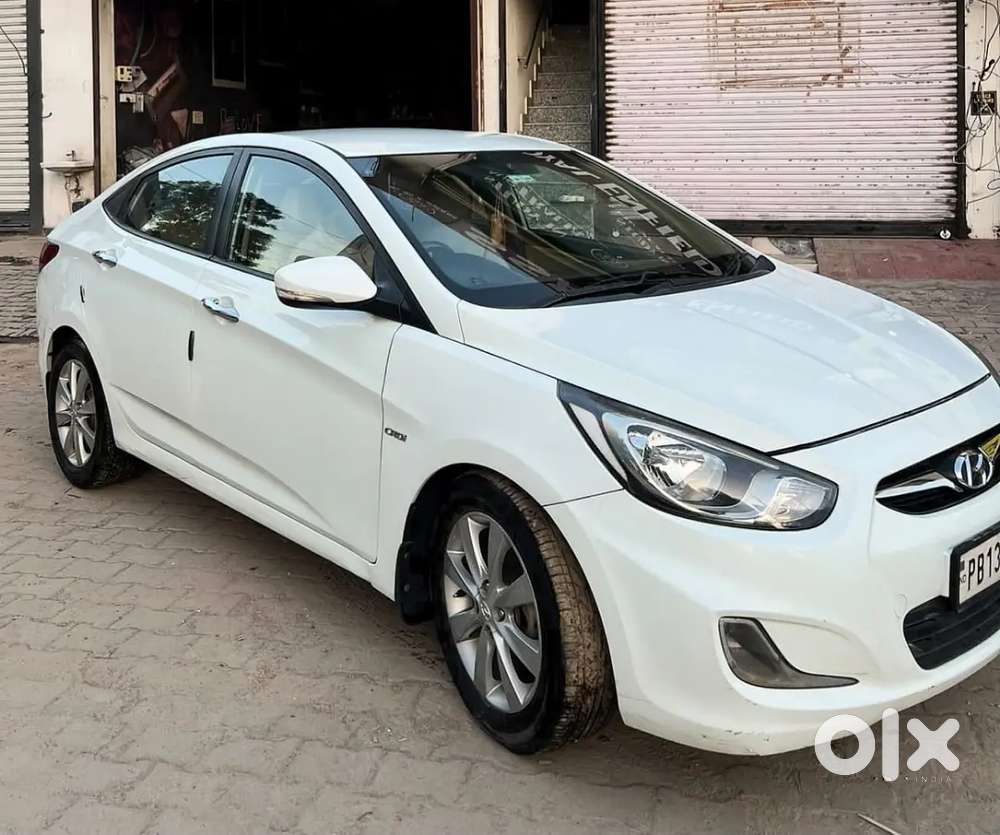 Hyundai Verna 1.6 Crdi Top Model Diesel 2012