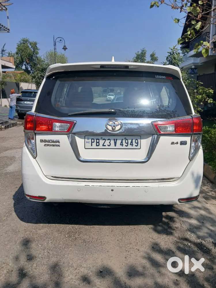 Toyota Innova Crysta 2016