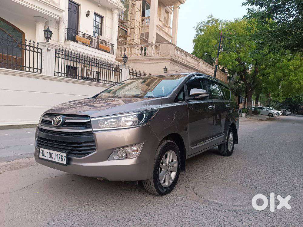 Toyota Innova Crysta 2.8 Gx At, 2017, Diesel