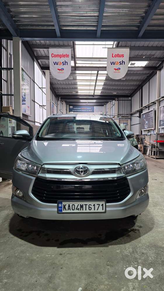 Toyota Innova Crysta 2.7 Gx At 8s, 2017, Diesel