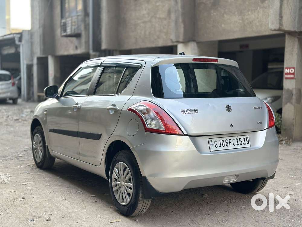 Maruti Suzuki Swift Lxi Option, 2012, Petrol