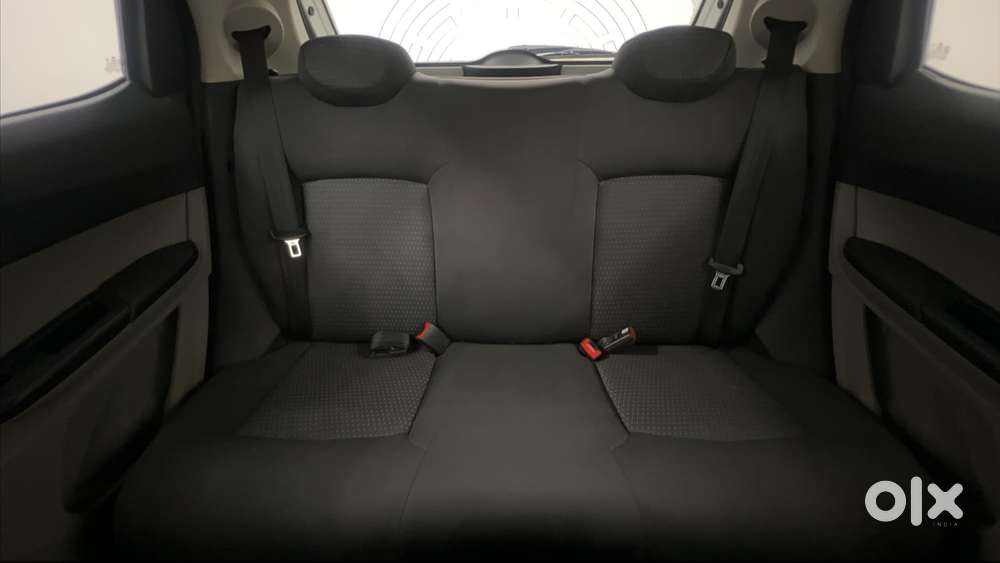 Tata Tiago Xza, 2019, Petrol