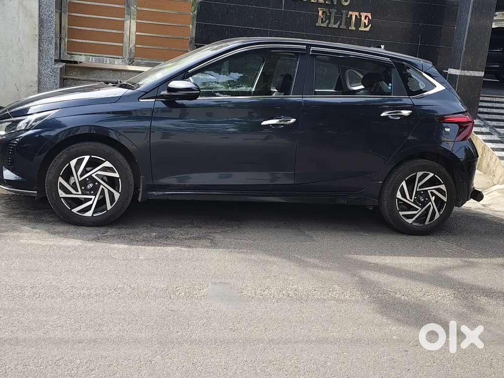 Hyundai I20 Asta 2025 Petrol Automatic First Owner