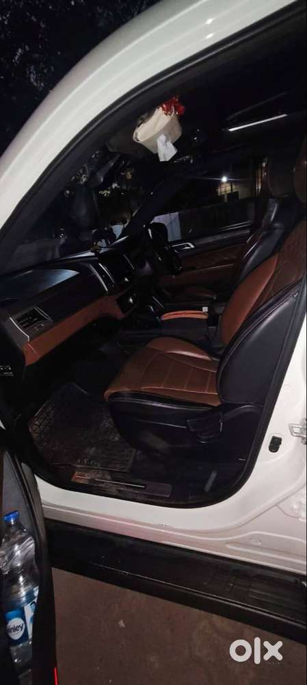 Mahindra Alturas G4 4x2  Excellent Condition  1st Owner  Premium Suv