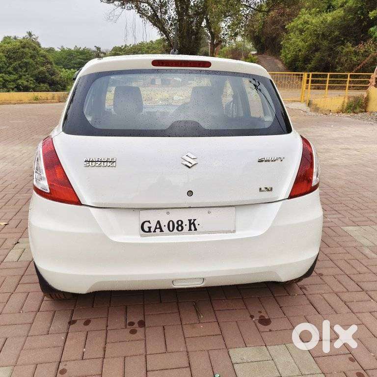 Maruti Suzuki Swift 1.2 Lxi (o), 2012, Petrol