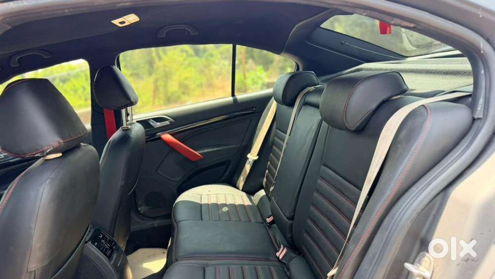 Skoda Laura 2012 Diesel Well Maintained
