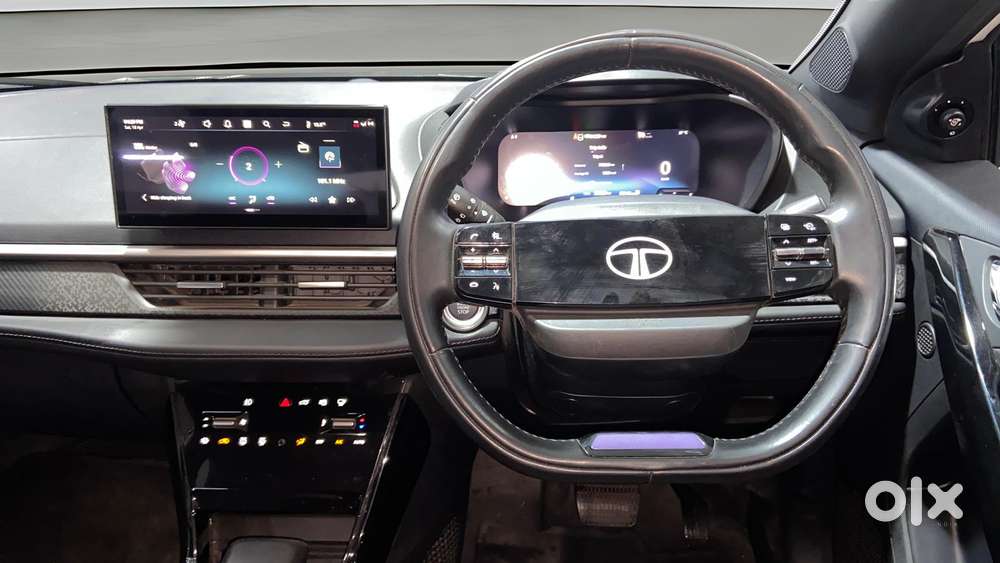 Tata Nexon Fearless Plus S Purple 1.5 Revotorq Diesel 6amt Dual Tone..