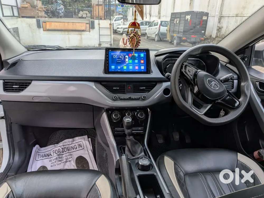 Tata Nexon Xm (s) 2023
