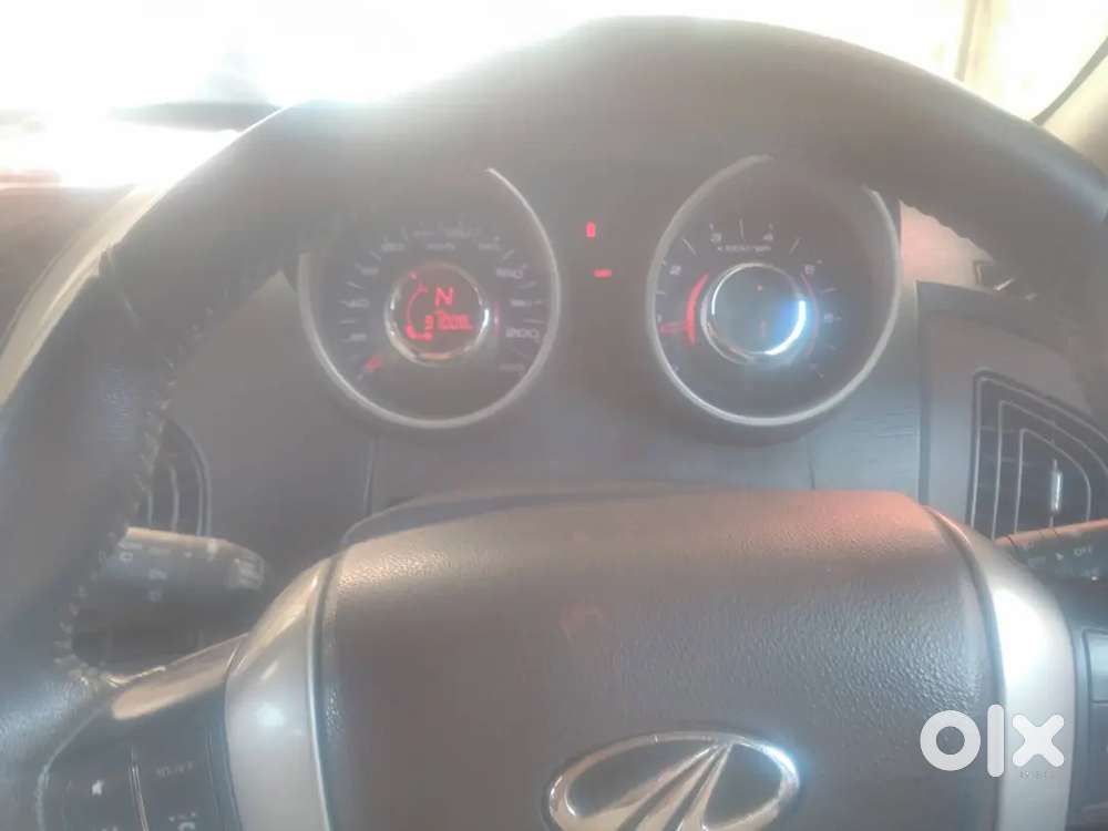 Mahindra Xuv500 2012 Diesel 125000 Km Driven