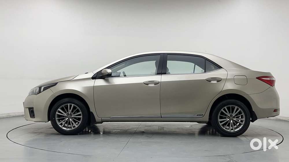 Toyota Corolla Altis 2013-2017 Vl At, 2016, Petrol