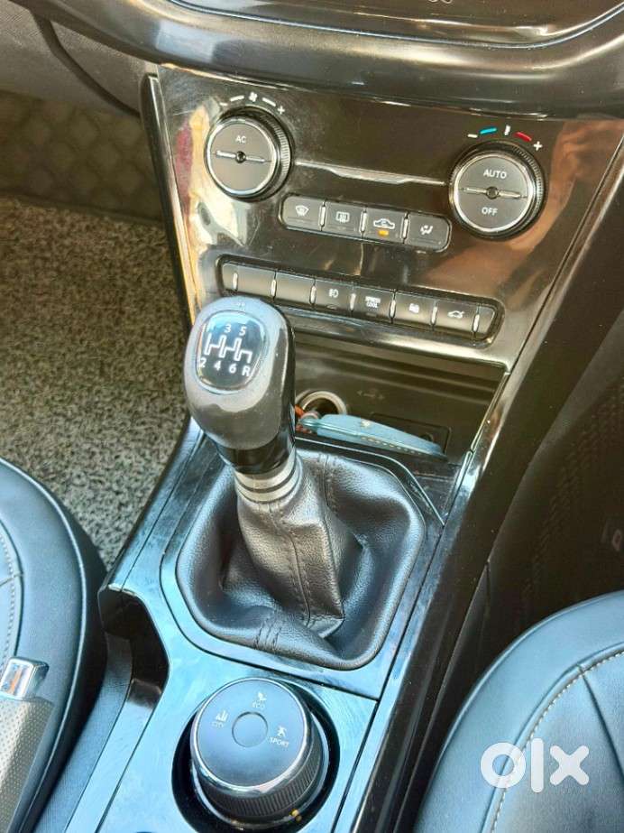 Tata Nexon, 2021, Petrol