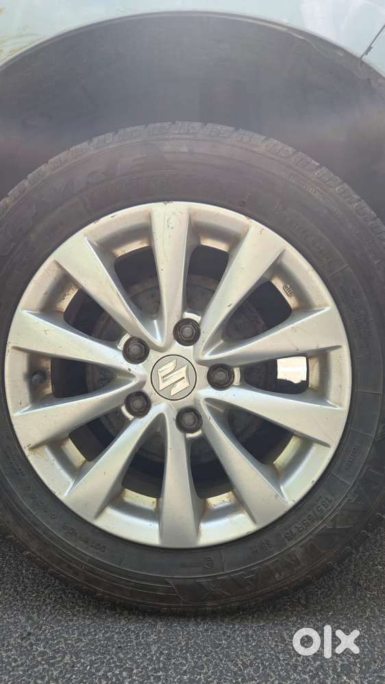 Maruti Suzuki Ertiga 2012-2015 Zxi, 2013, Petrol