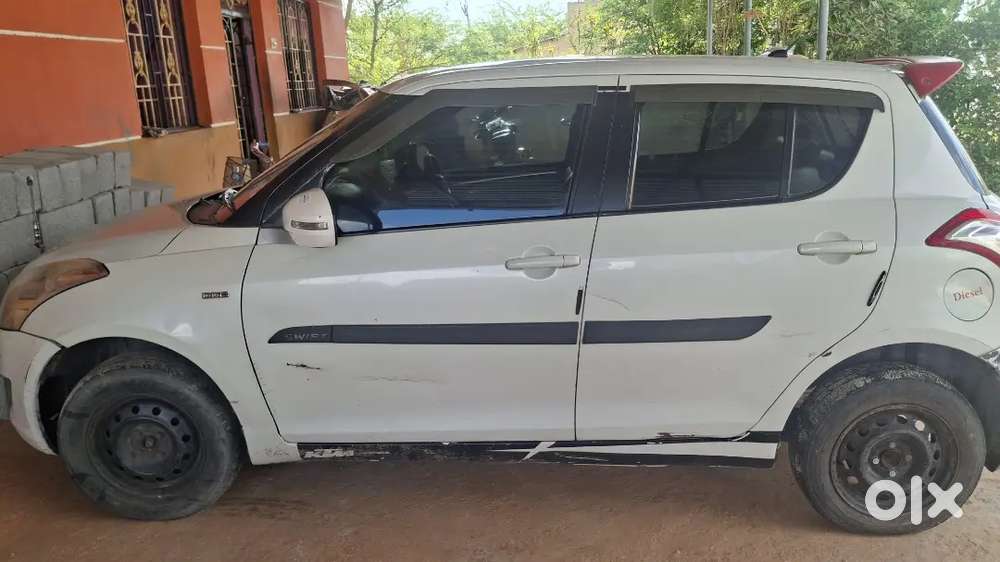 Maruti Suzuki Swift 2012 Diesel 205000 Km Driven