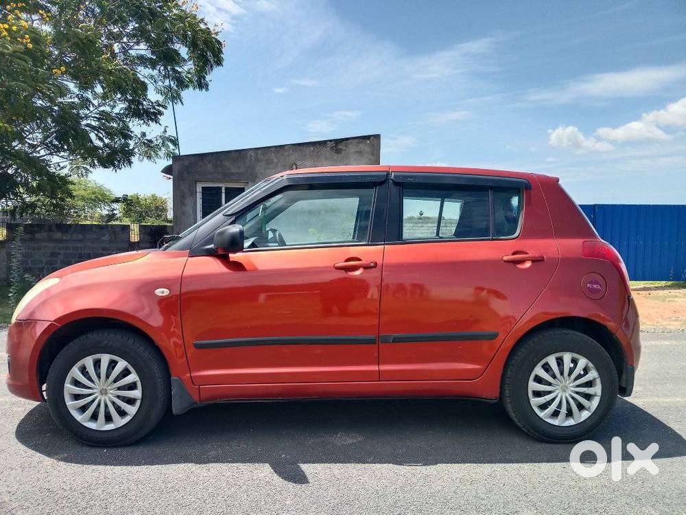 Maruti Suzuki Swift, 2011, Petrol