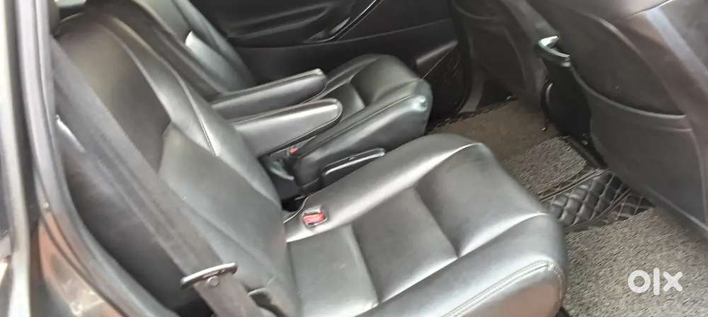 Toyota Innova Crysta 2.8 2018 Last. Cruise Control