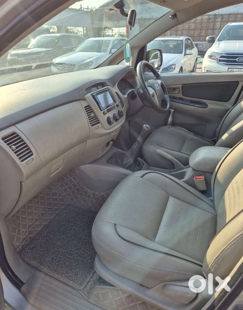 Toyota Innova 2.5 G (diesel) 7 Seater, 2013, Diesel