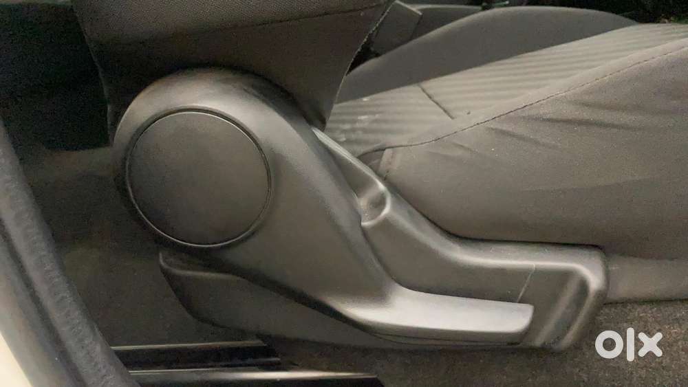 Maruti Suzuki Swift Vvt Lxi, 2022, Petrol