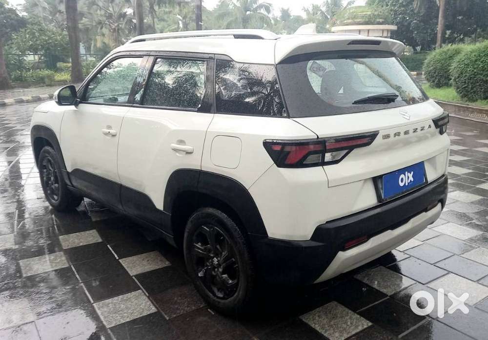 Maruti Suzuki Brezza 1.5 Zxi Cng, 2023, Cng & Hybrids