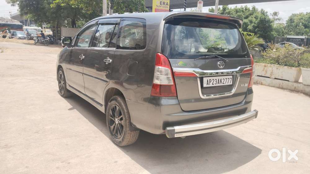 Toyota Innova 2.5 Vx (diesel) 8 Seater, 2012, Diesel