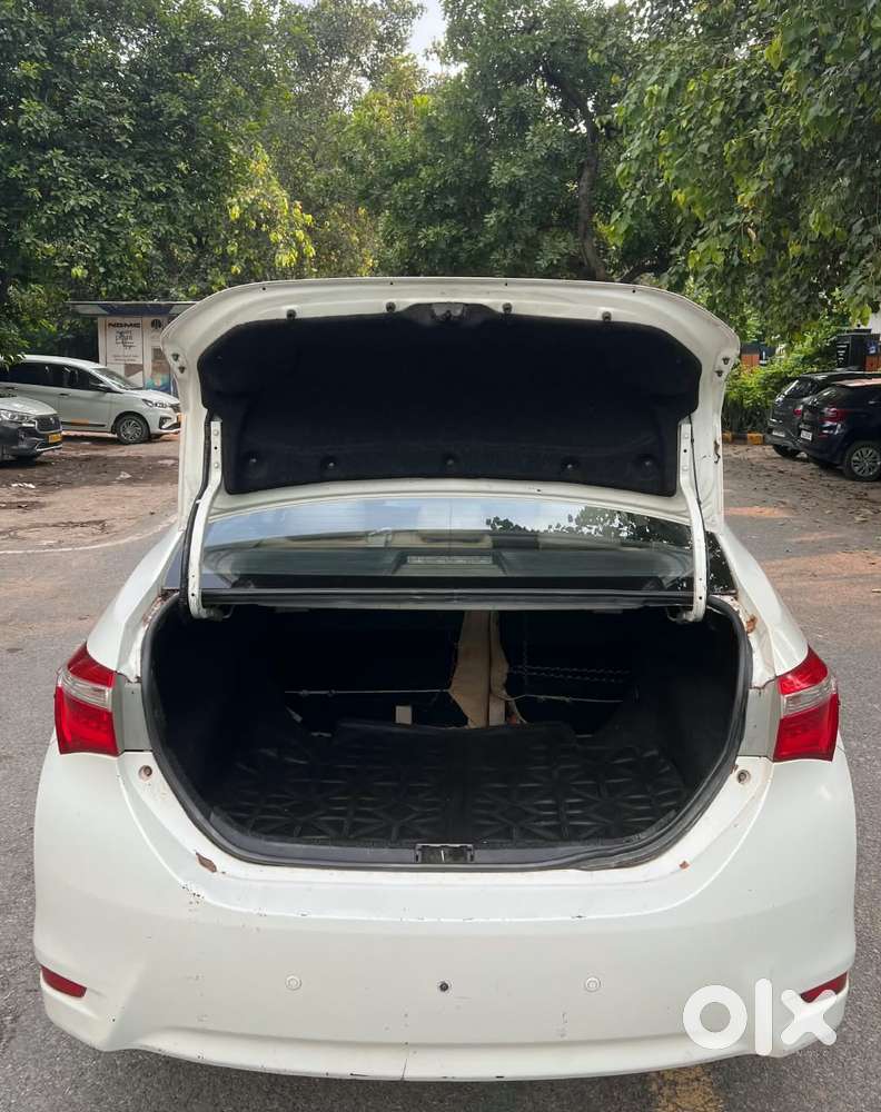 Toyota Corolla Altis G At, 2016, Petrol
